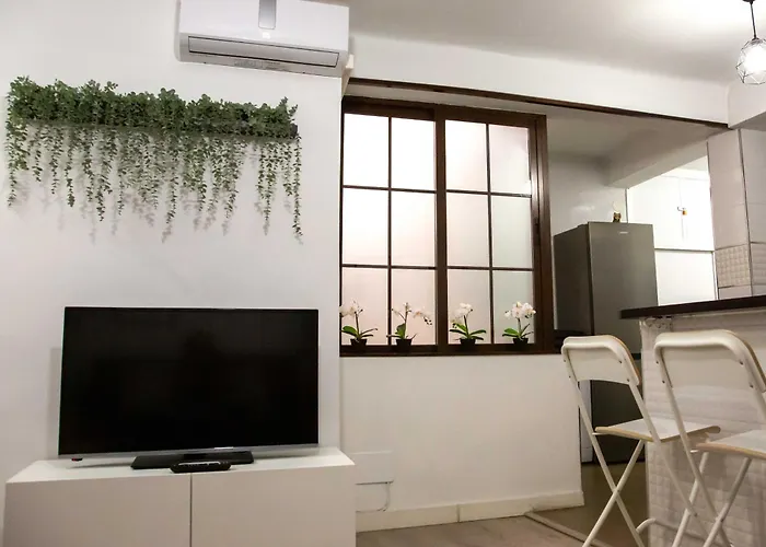 Centro Lagunillas * مالقة
